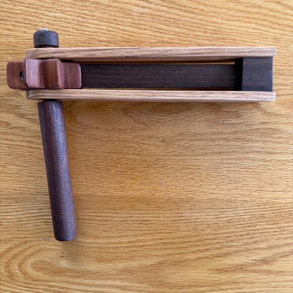 Purim Grogger Hand Crafted Oak Cherry Walnut Hardwoods Loud Noisemaker Judaica - Picture 1 of 9